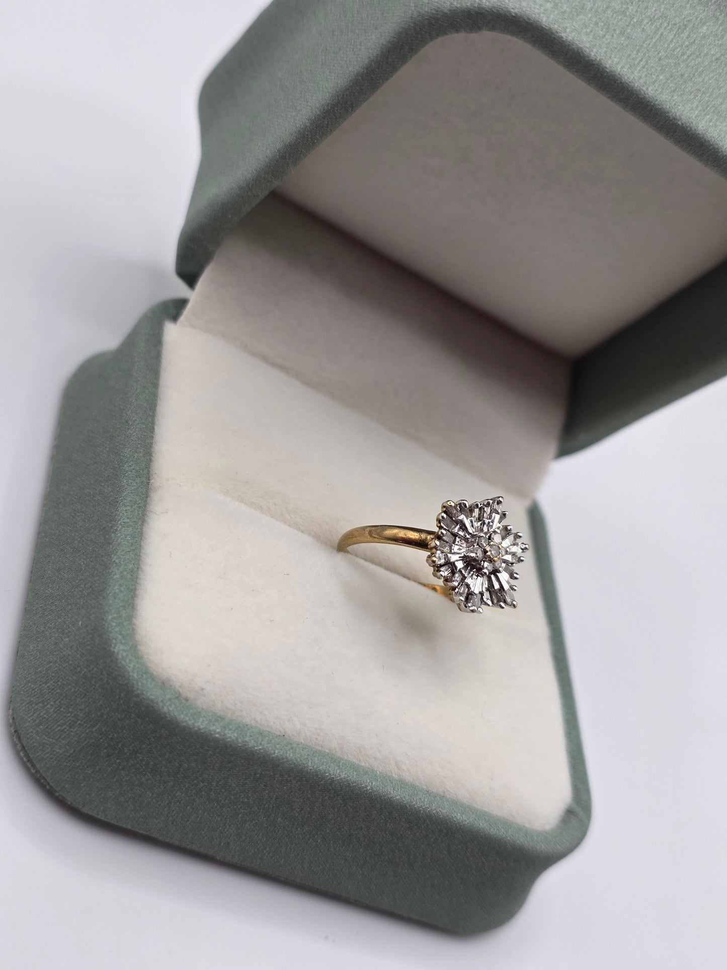 9ct gold diamond cluster ring