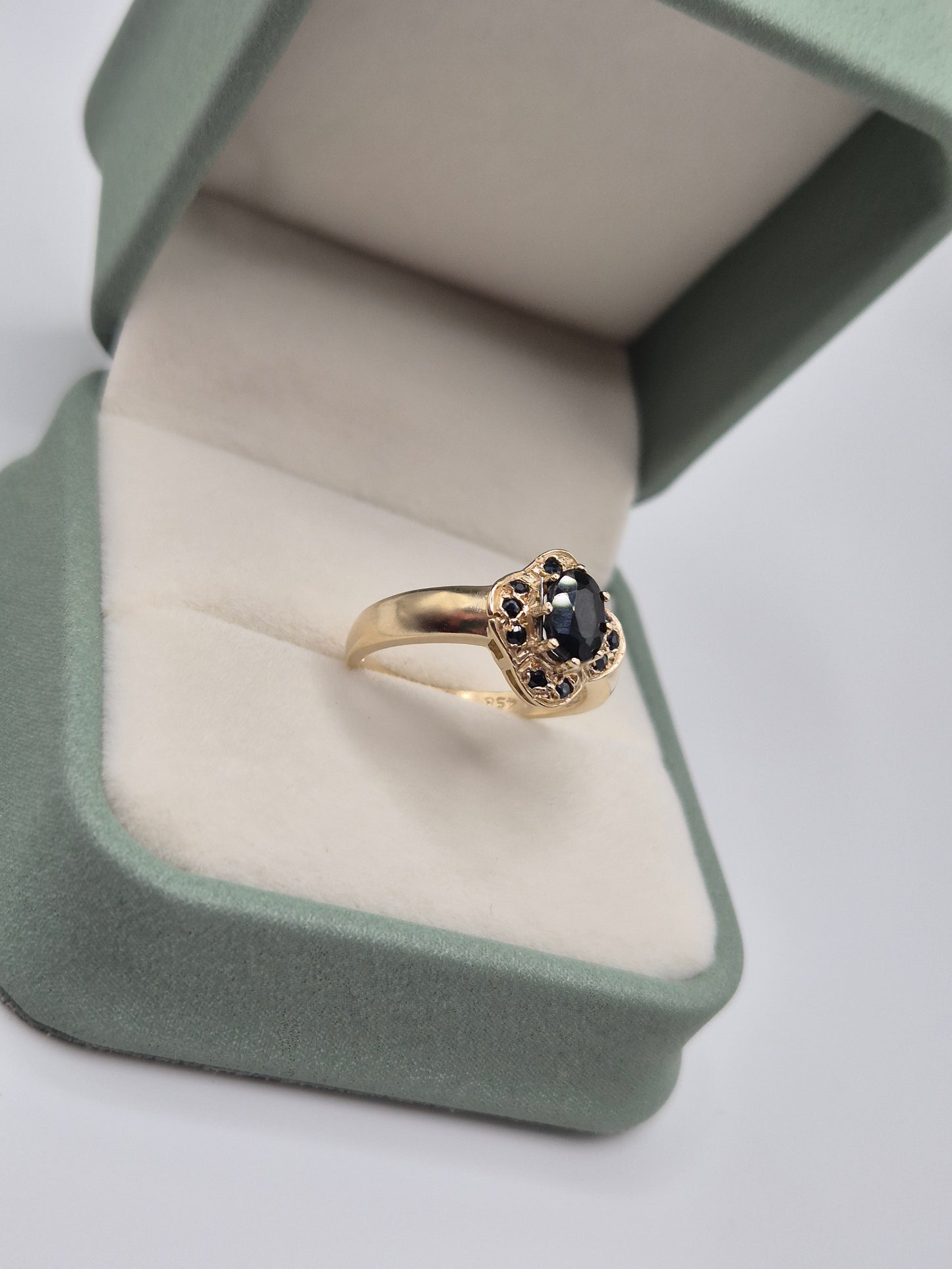9ct gold black diamond ring