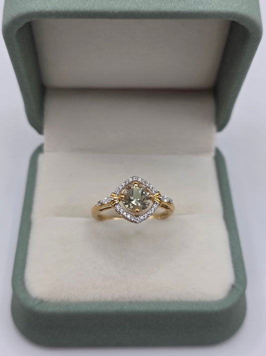 9ct gold quartz and zircon ring