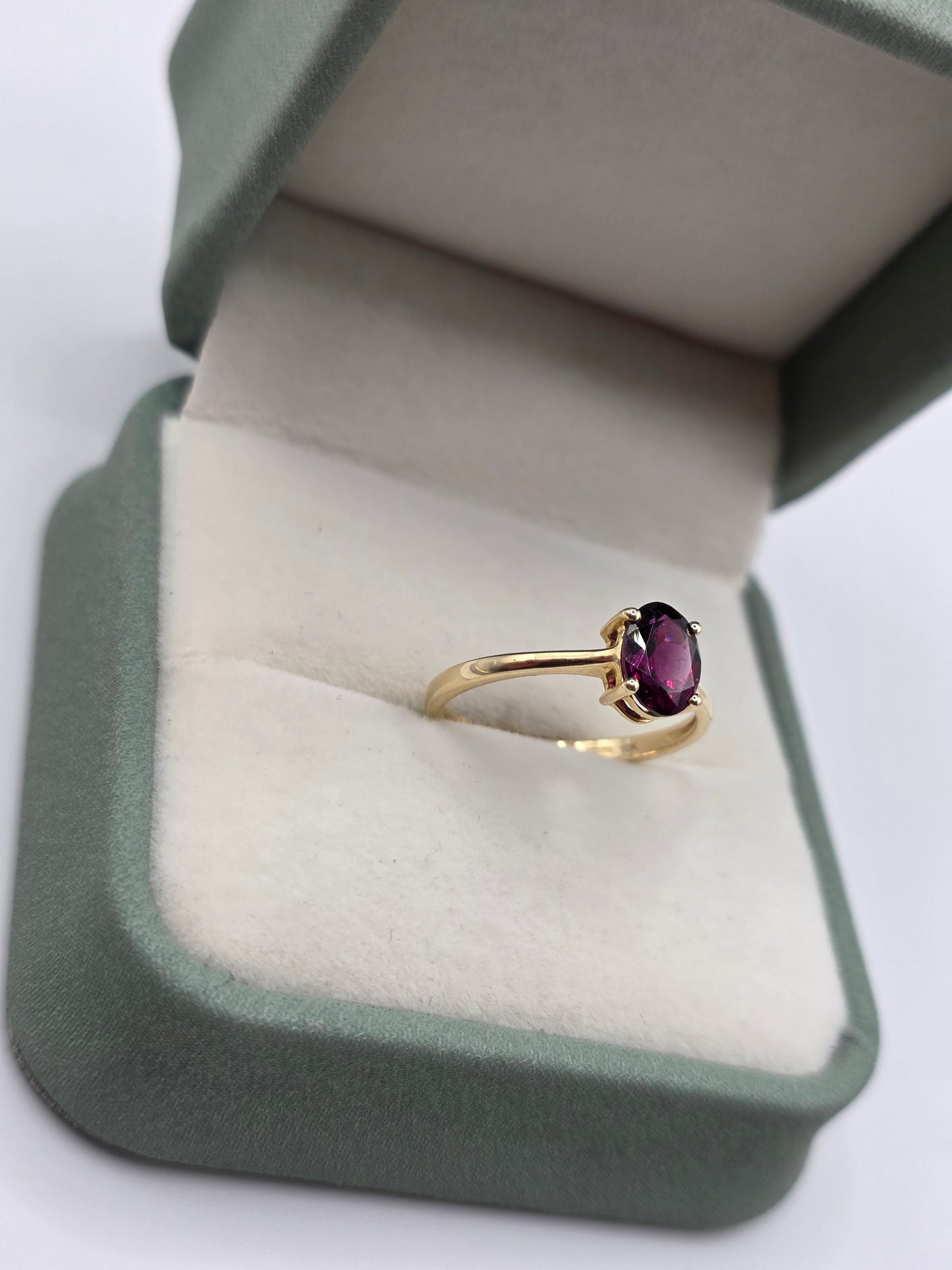 9ct gold tourmaline ring