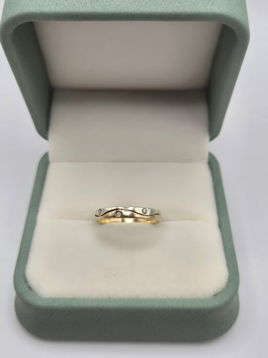 9ct two tone gold diamond ring