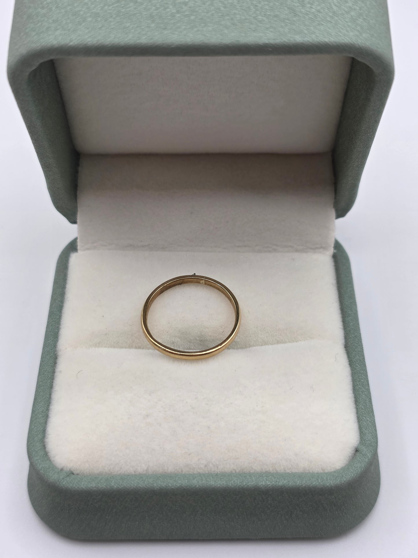 9ct gold ring