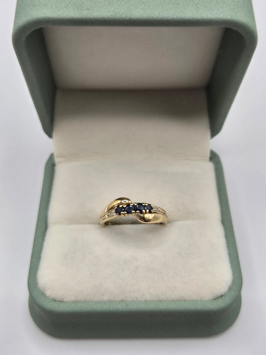 9ct gold sapphire and diamond ring
