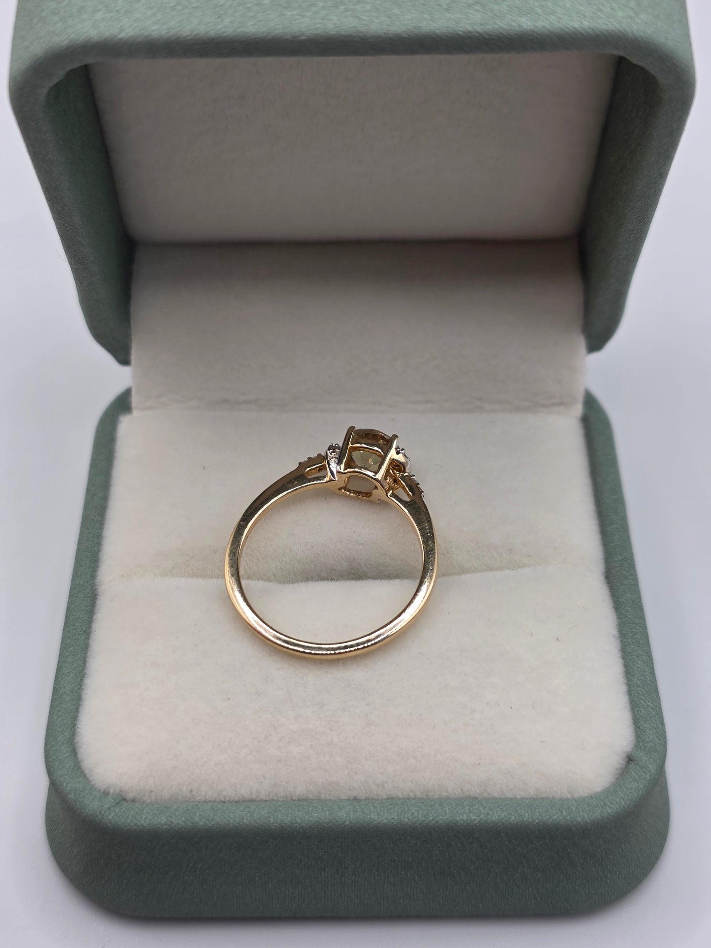 9ct gold citrine and diamond ring