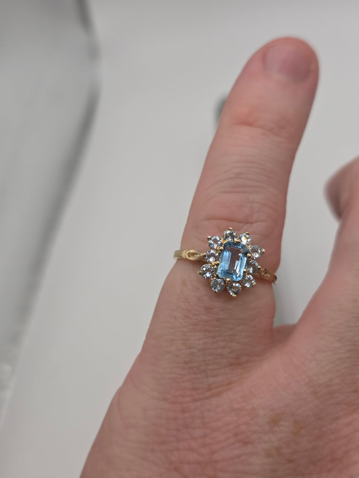 9ct gold topaz and aquamarine cluster ring