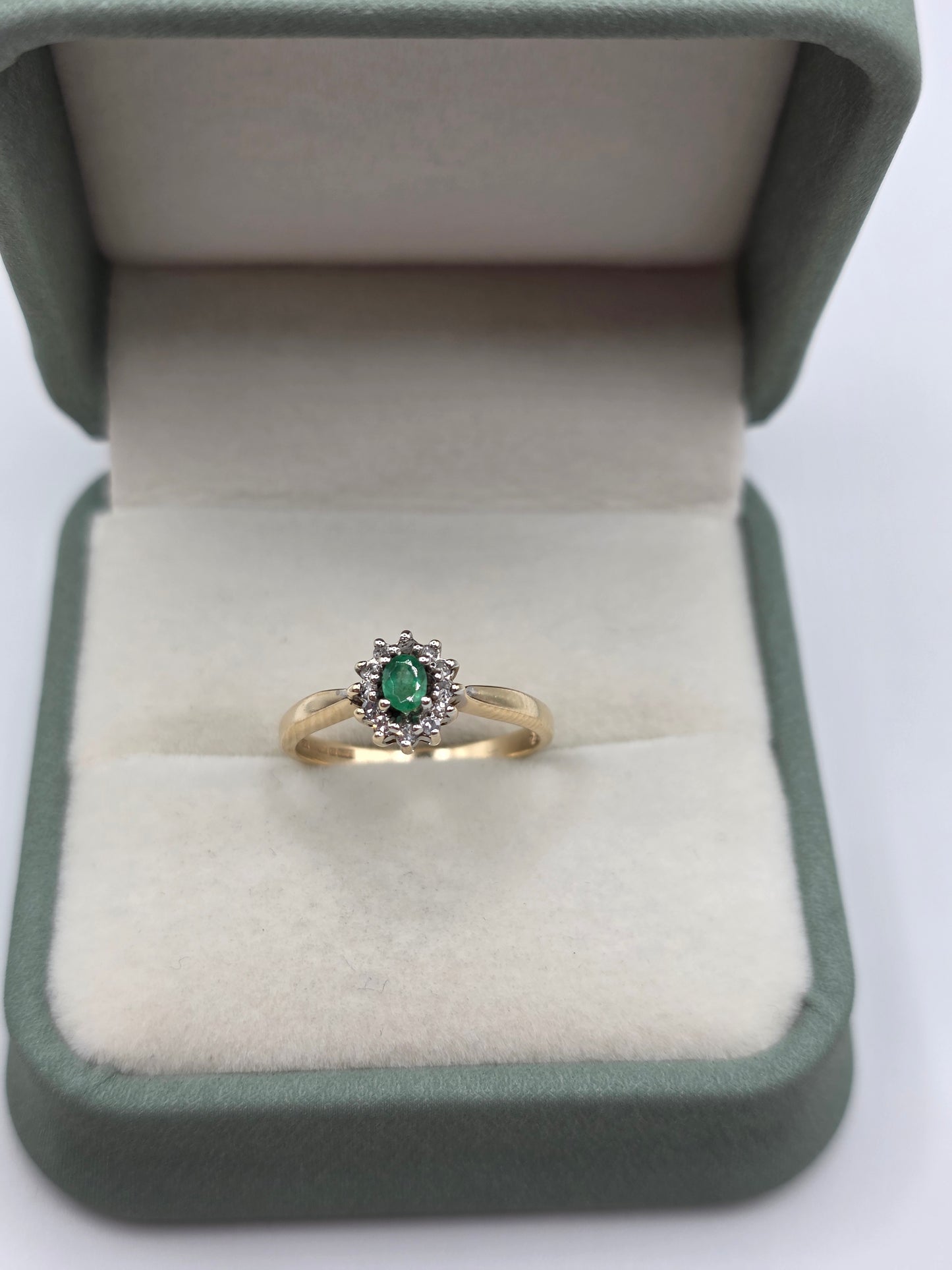 9ct gold emerald and diamond ring