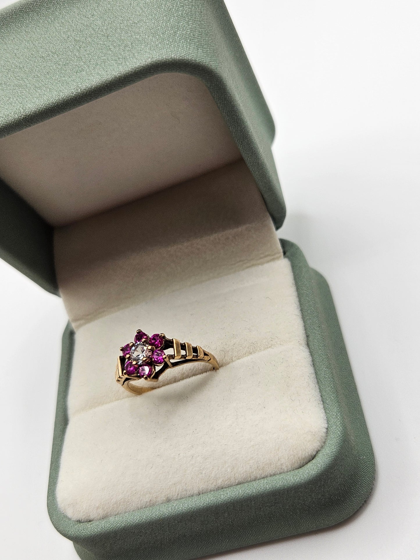 9ct gold ruby and cz ring