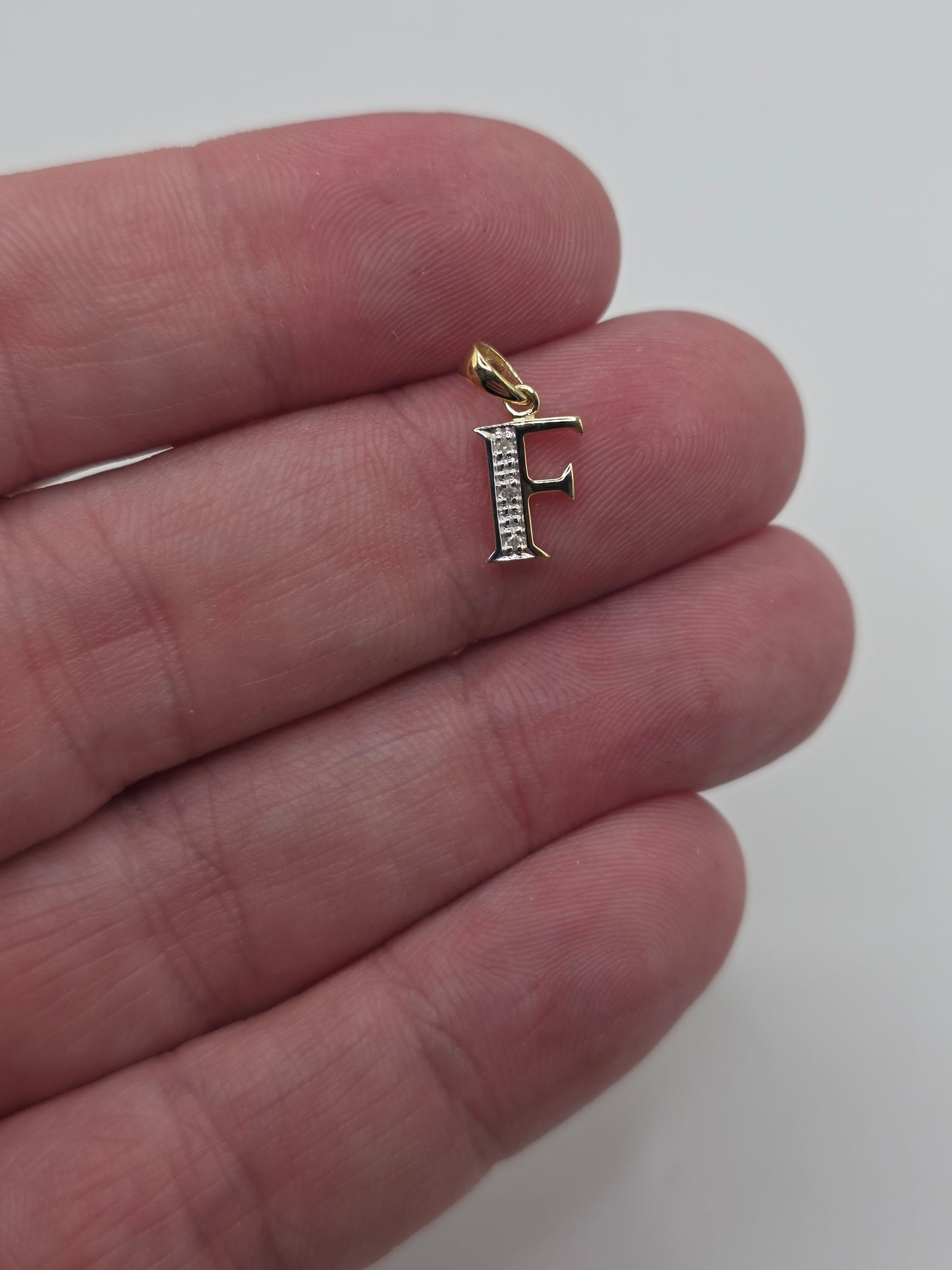 9ct gold diamond initial F pendant