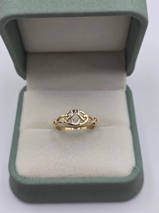 9ct gold celtic ring