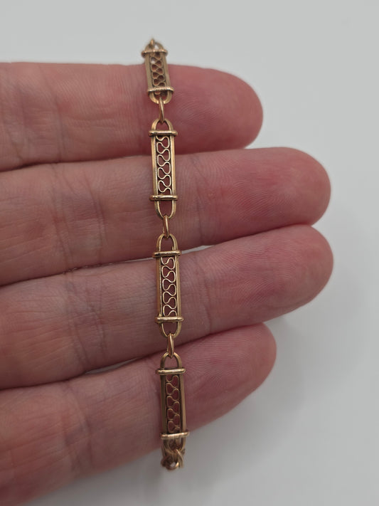 9ct gold bracelet