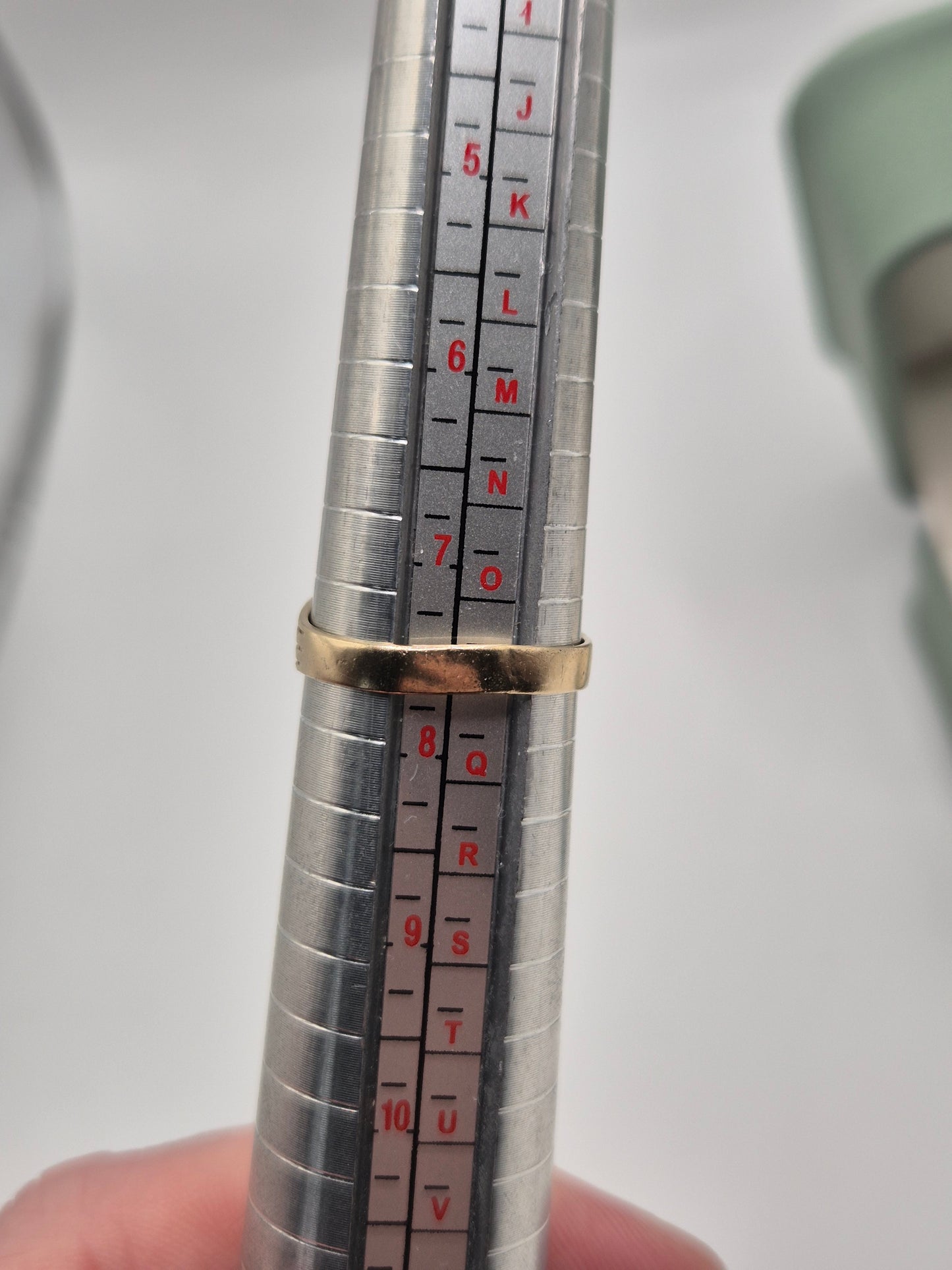 9ct gold puzzle style ring