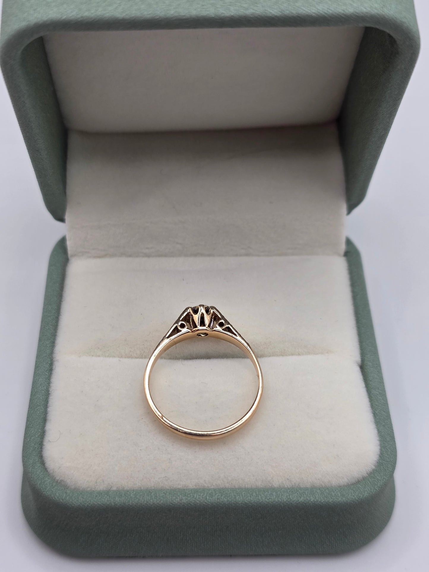 9ct rose gold diamond ring