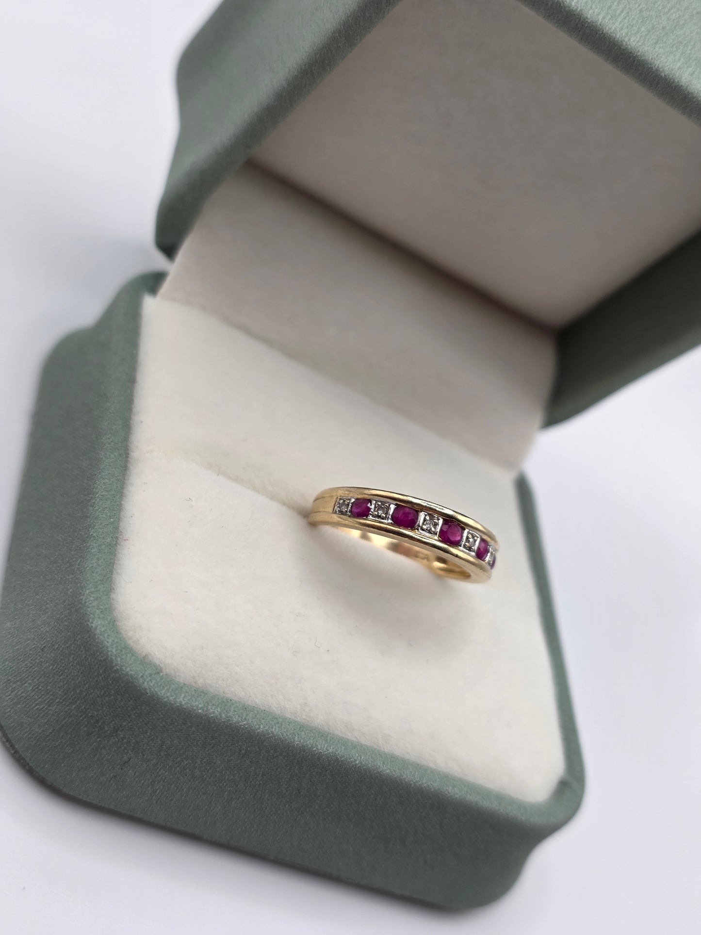 9ct gold ruby and diamond ring