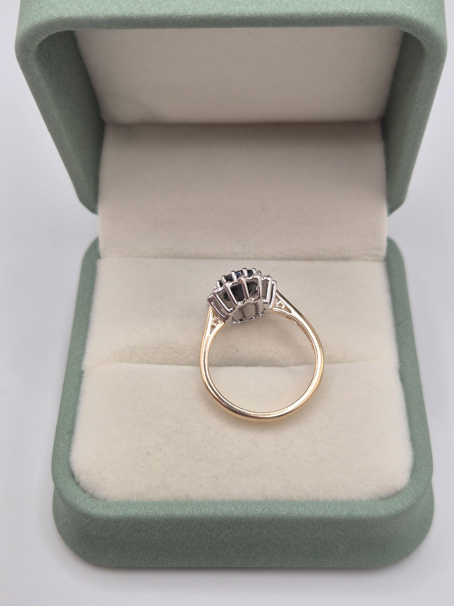 9ct gold sapphire and diamond ring