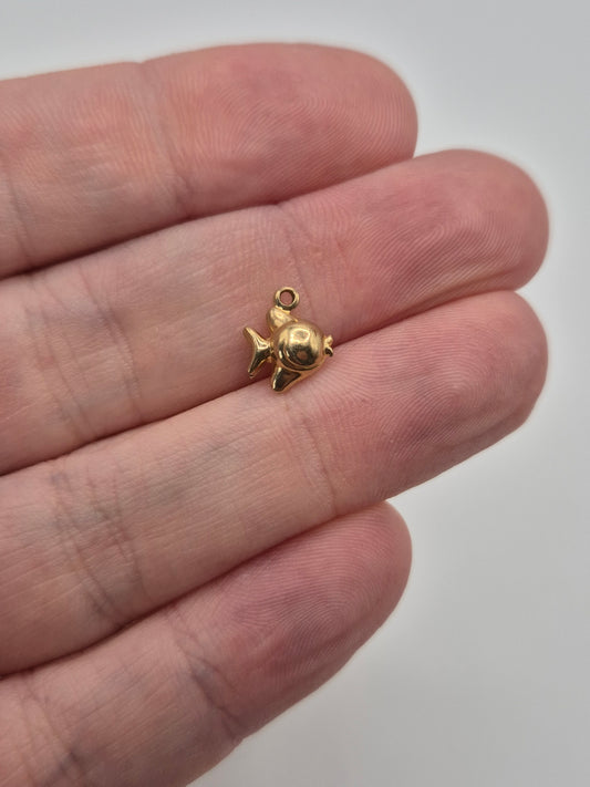 9ct gold fish charm