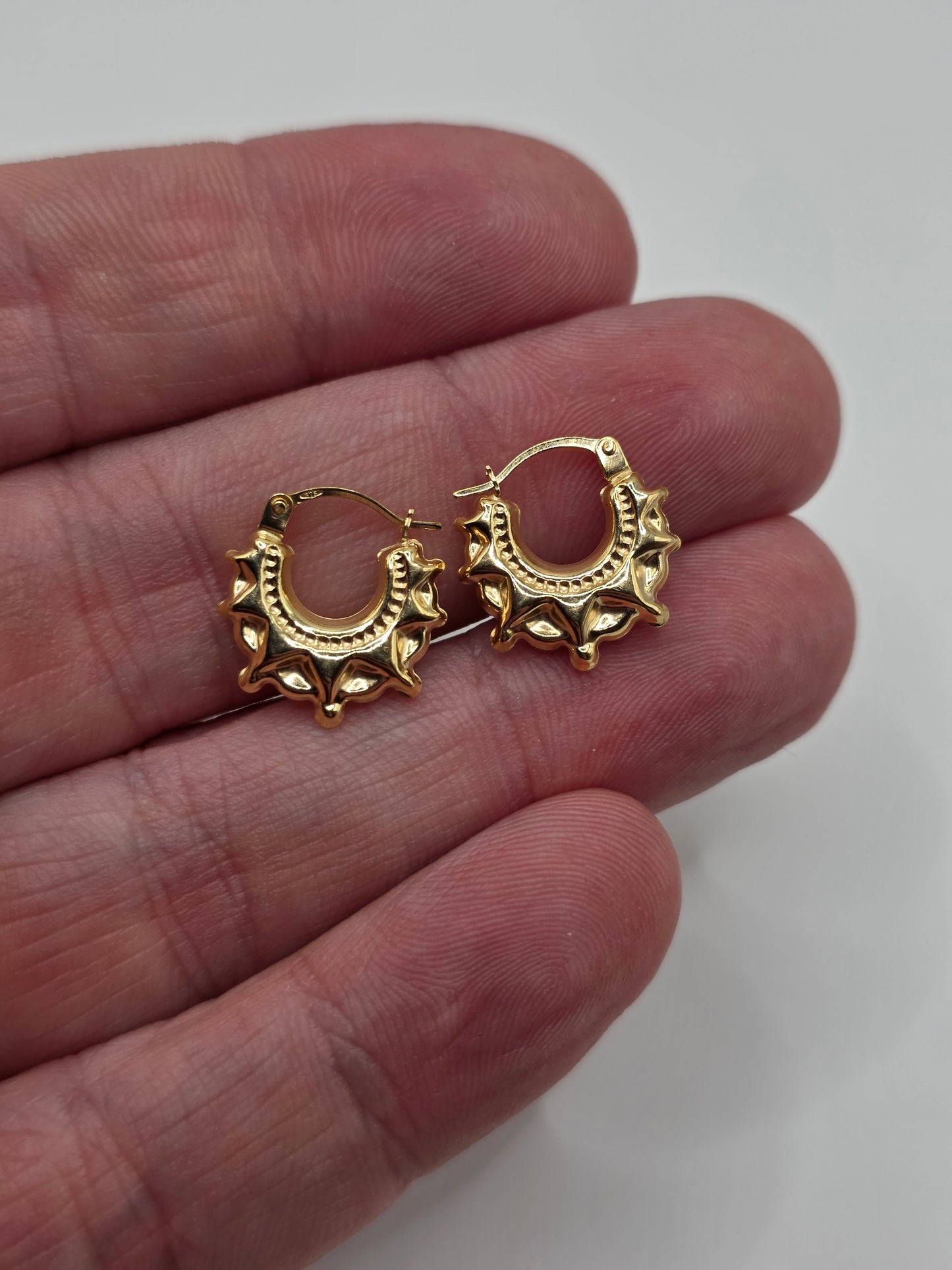 9ct gold spike earrings
