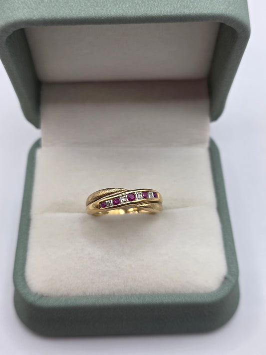 9ct gold ruby and diamond ring