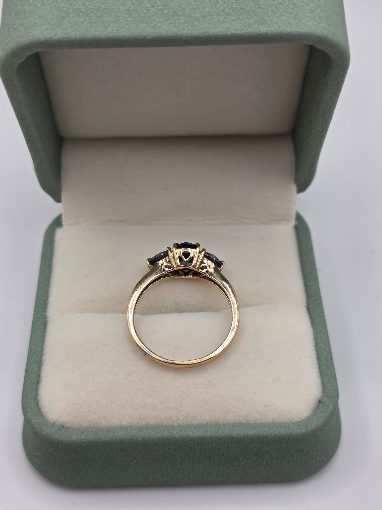 9ct gold iolite and zircon ring