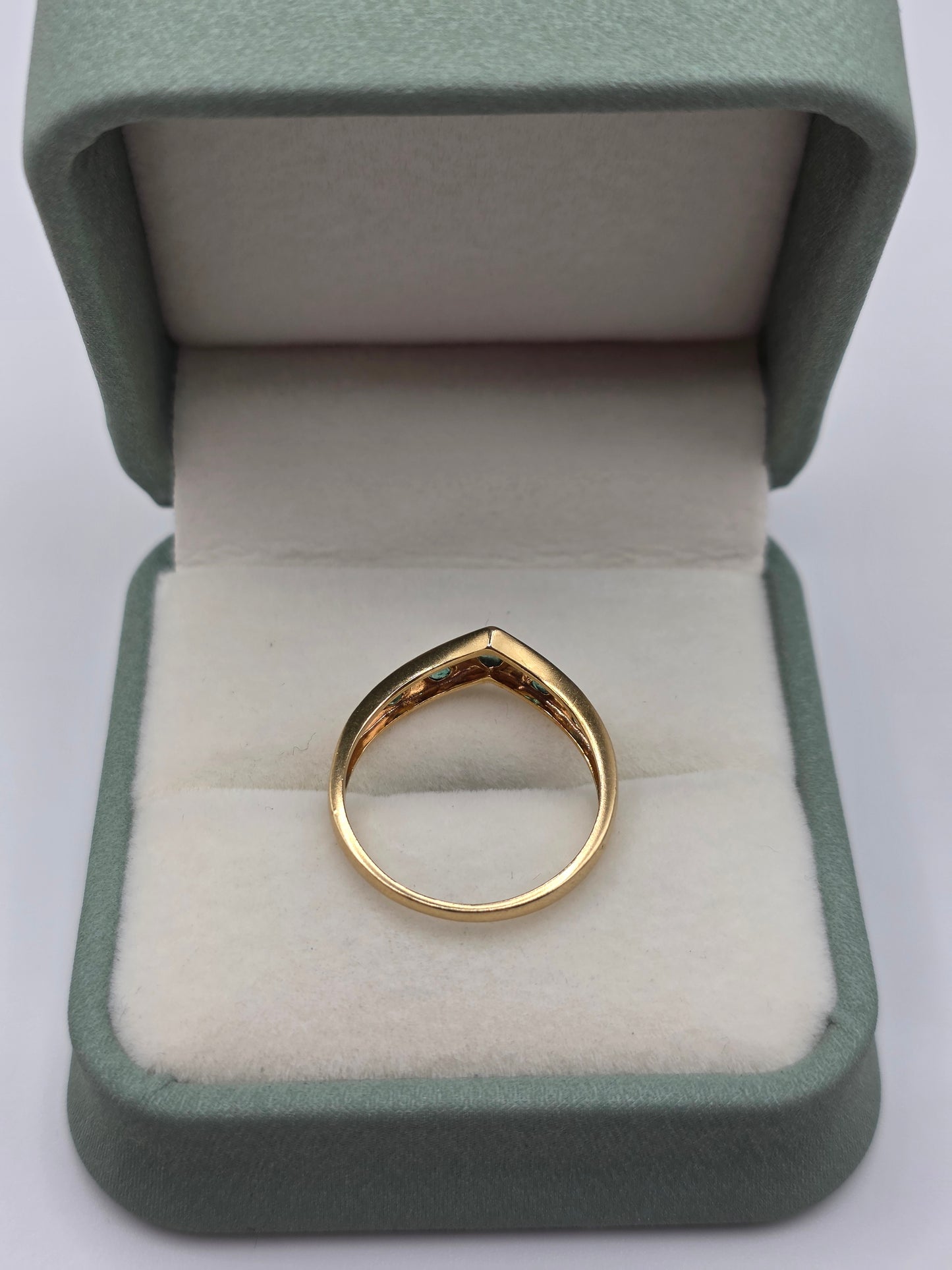 9ct gold emerald and diamond wishbone ring
