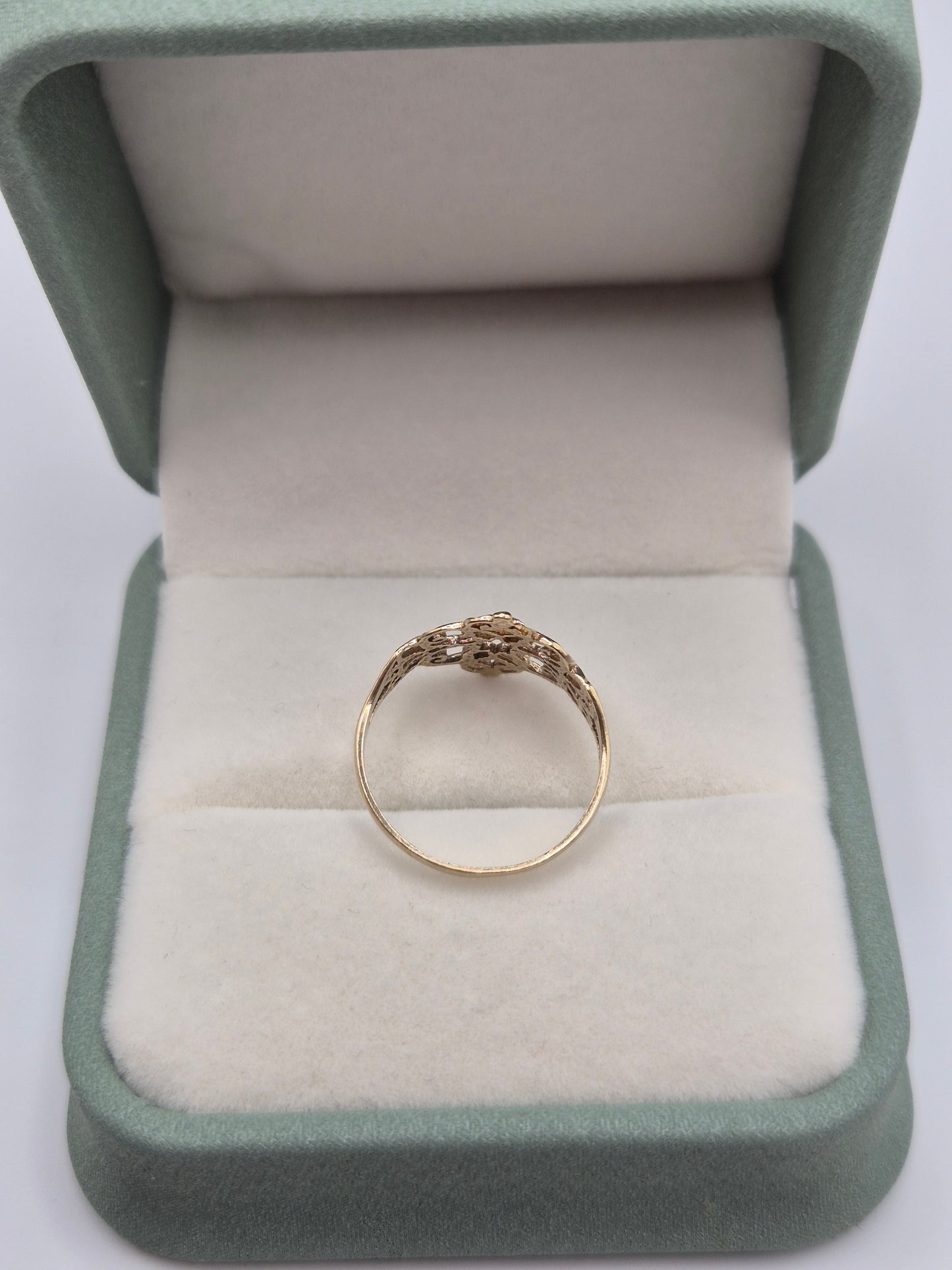 9ct gold ring