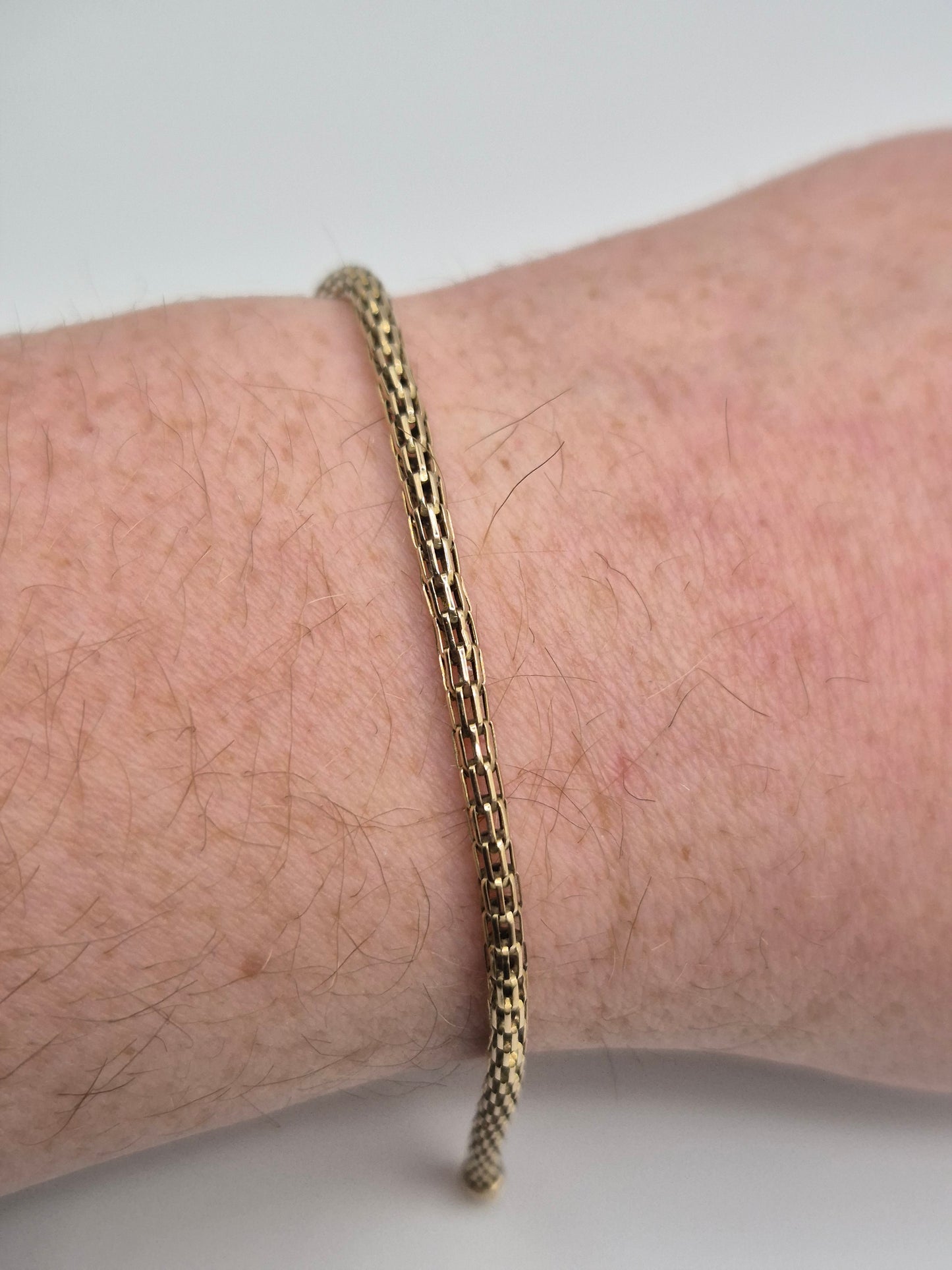 9ct gold bracelet