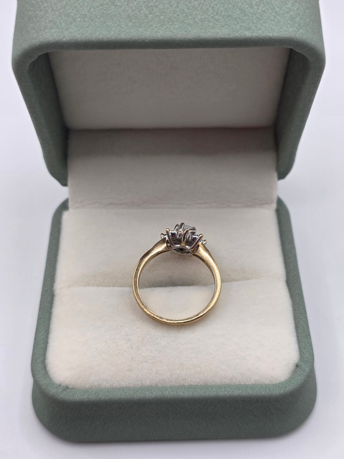 9ct gold opal and diamond ring