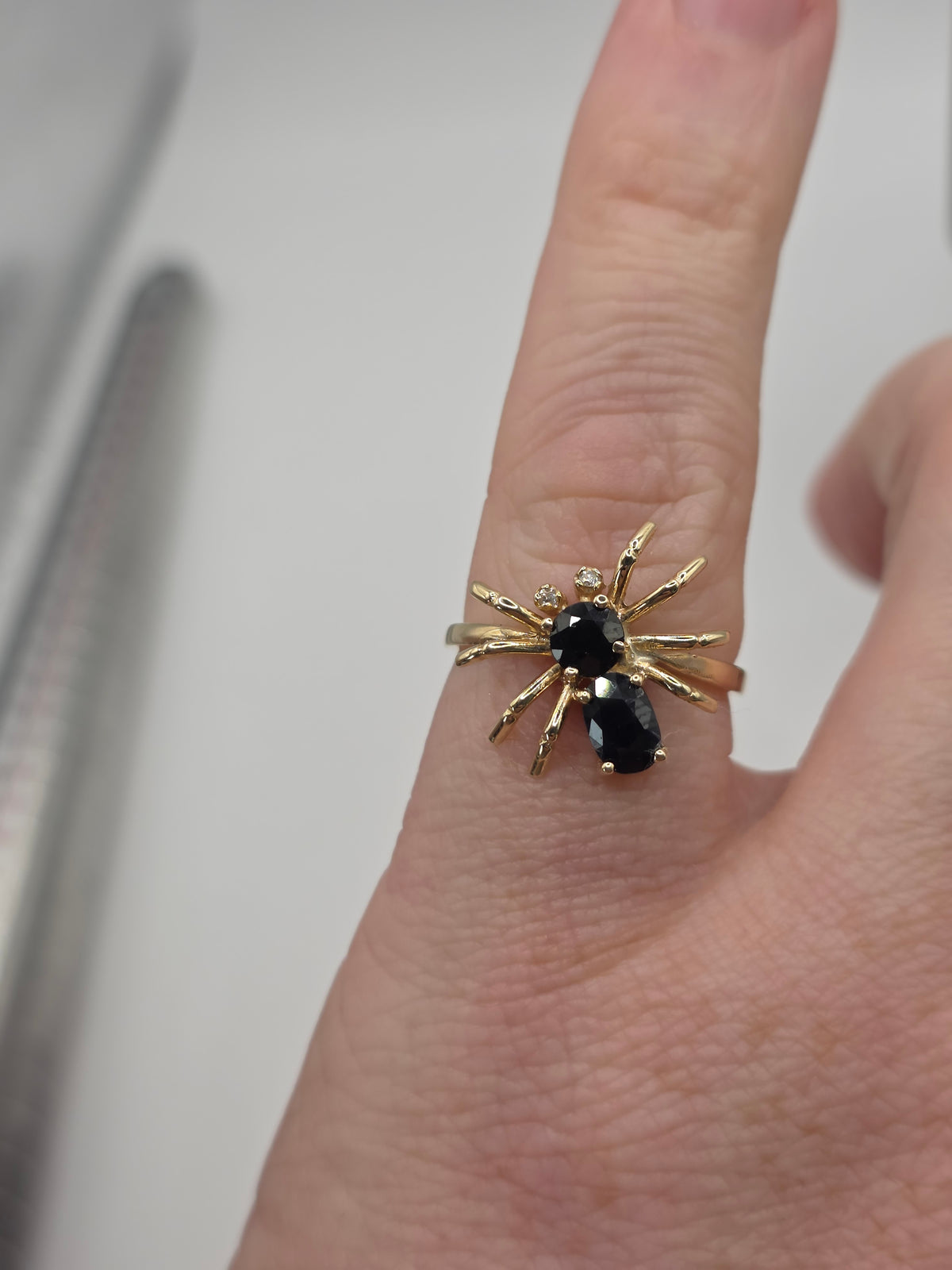 9ct gold sapphire and diamond spider ring