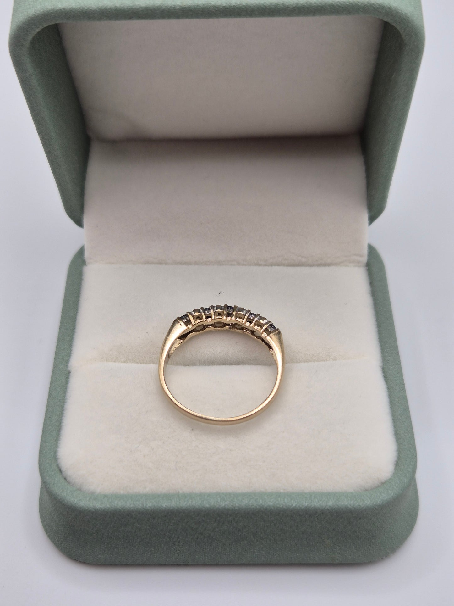 9ct gold sapphire and diamond ring