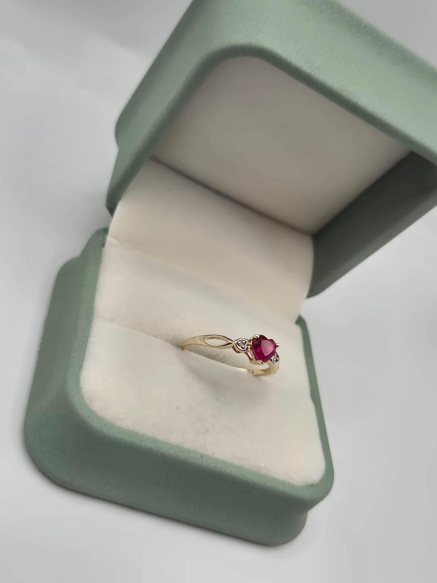 9ct gold synthetic ruby and diamond heart ring