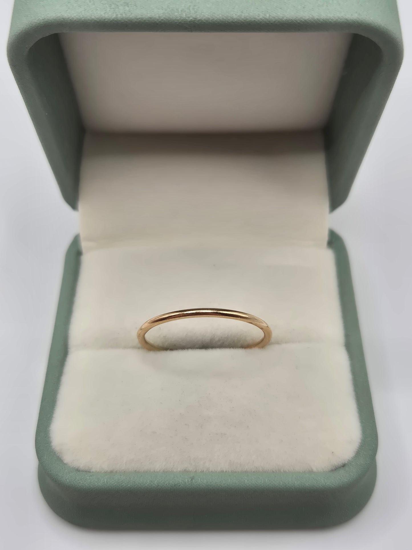 9ct gold stacking band ring