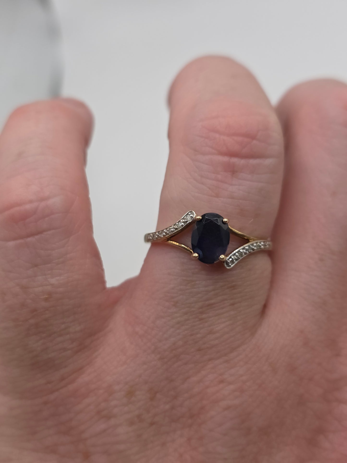 9ct gold iolite and diamond ring