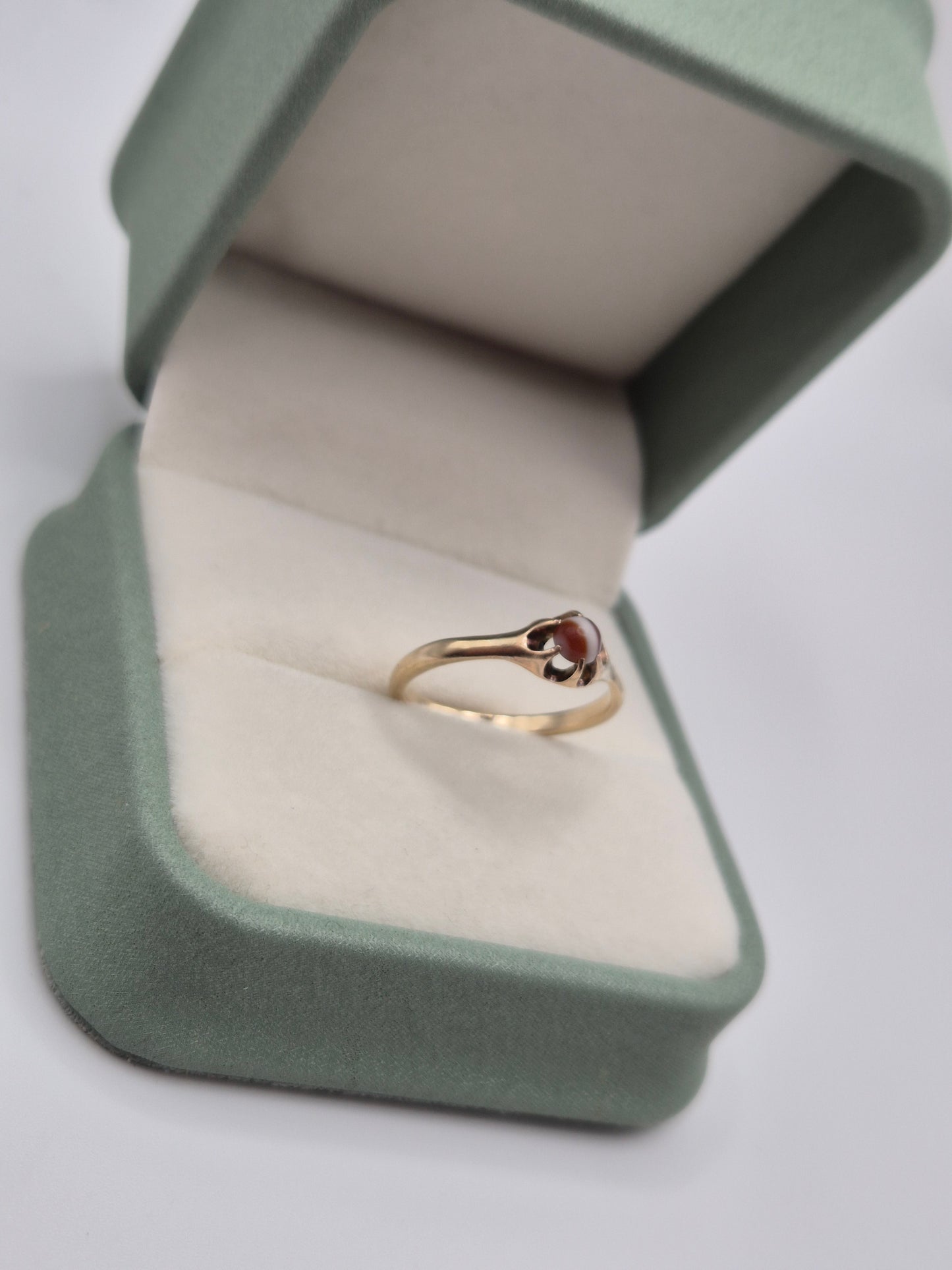 9ct gold gemstone ring