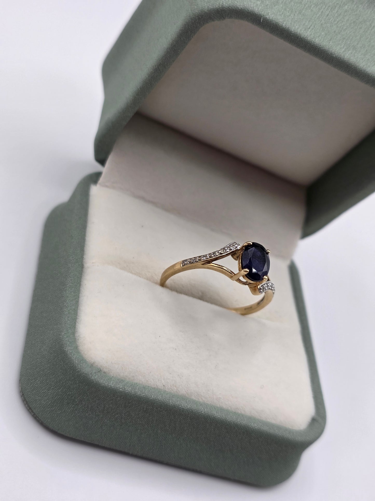9ct gold iolite and diamond ring