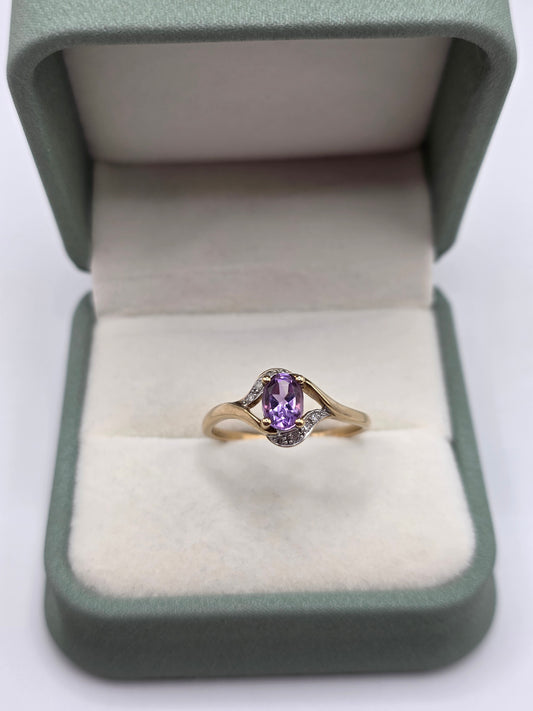 9ct gold amethyst and diamond ring