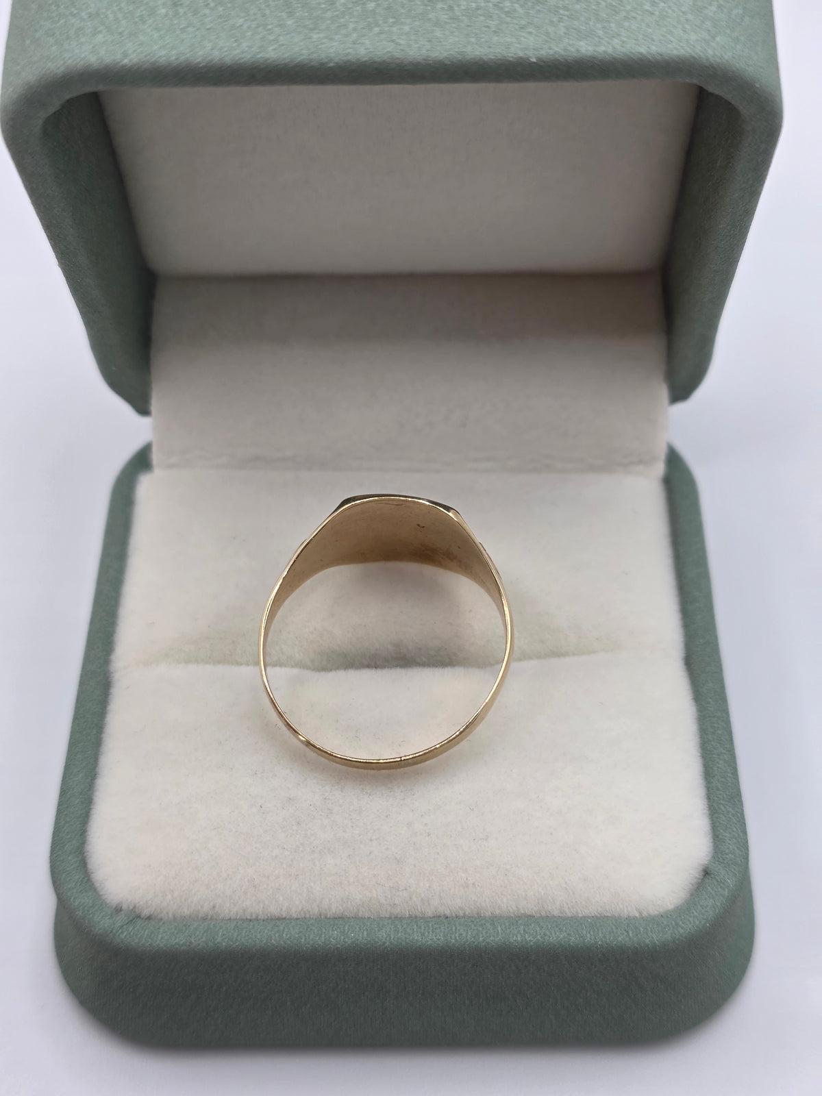 9ct gold signet ring