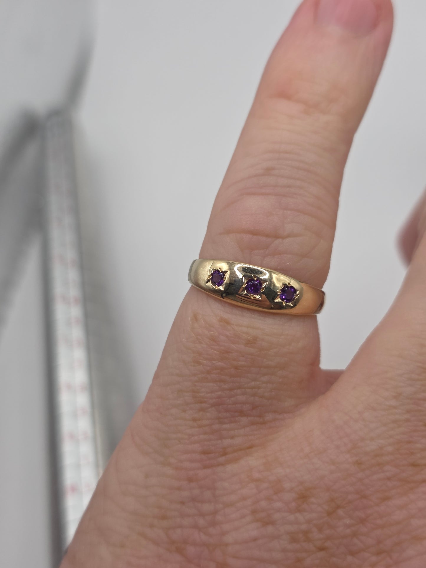 9ct gold amethyst gypsy ring