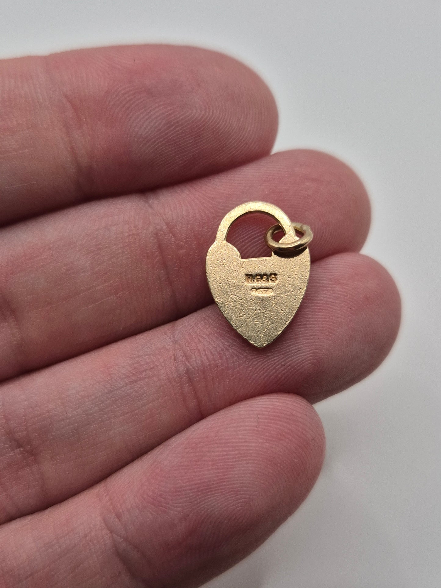 9ct gold padlock heart charm