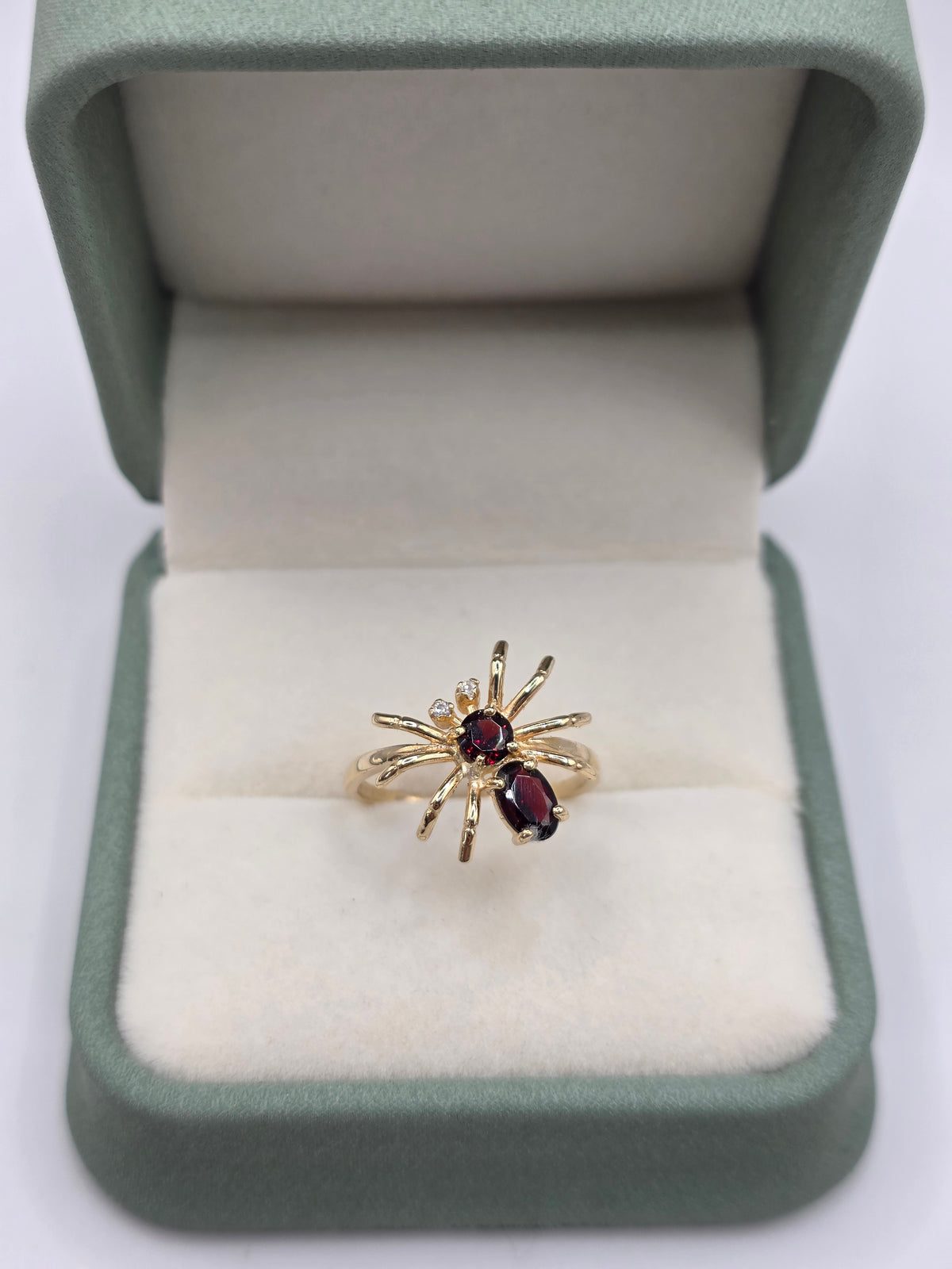 9ct gold garnet and diamond spider ring