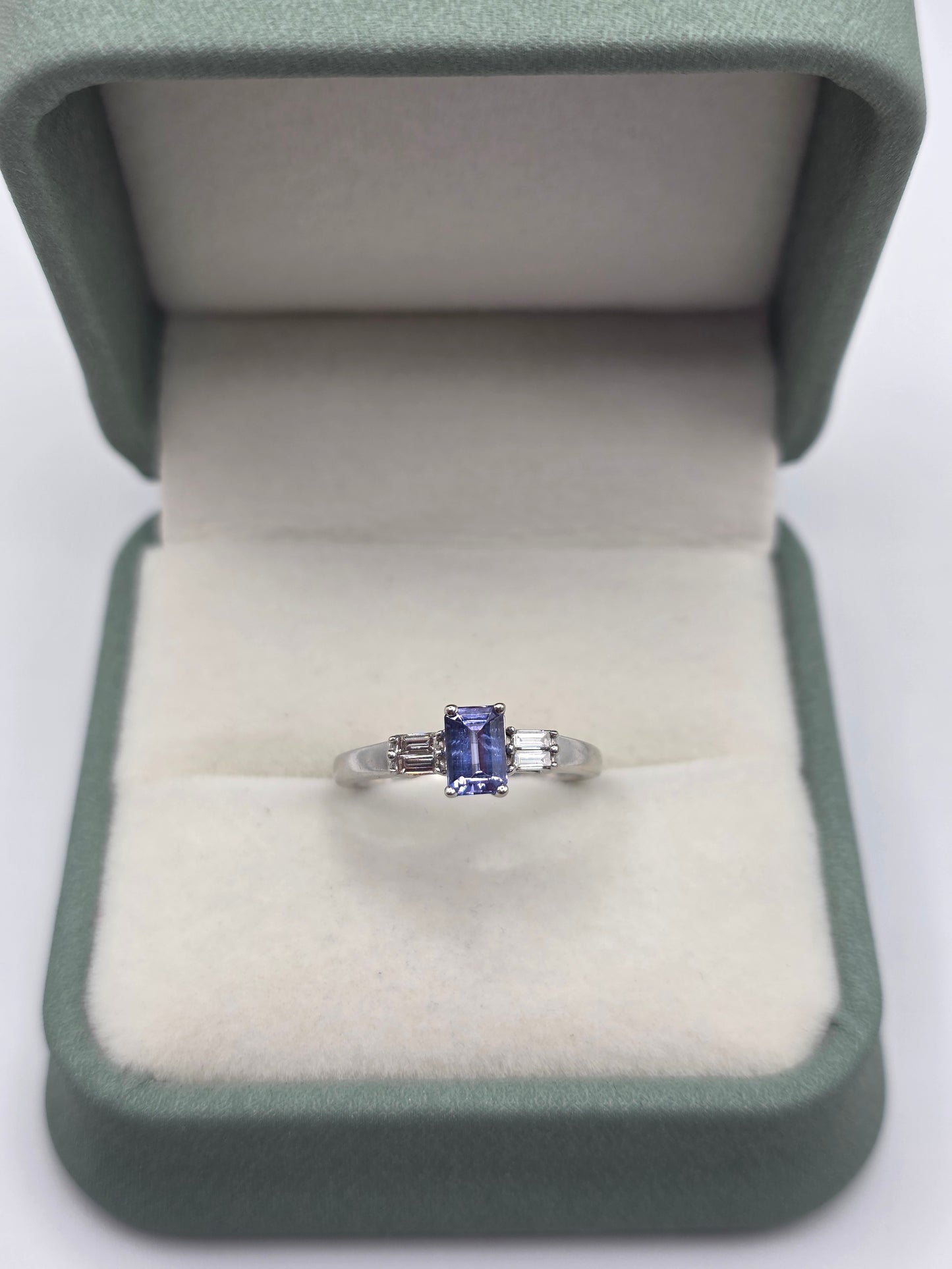 9ct white gold tanzanite and diamond ring