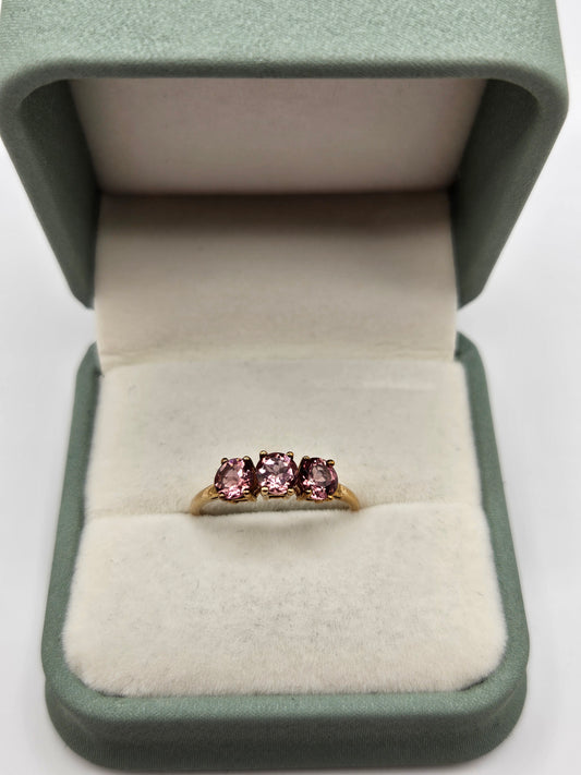 9ct gold tourmaline ring