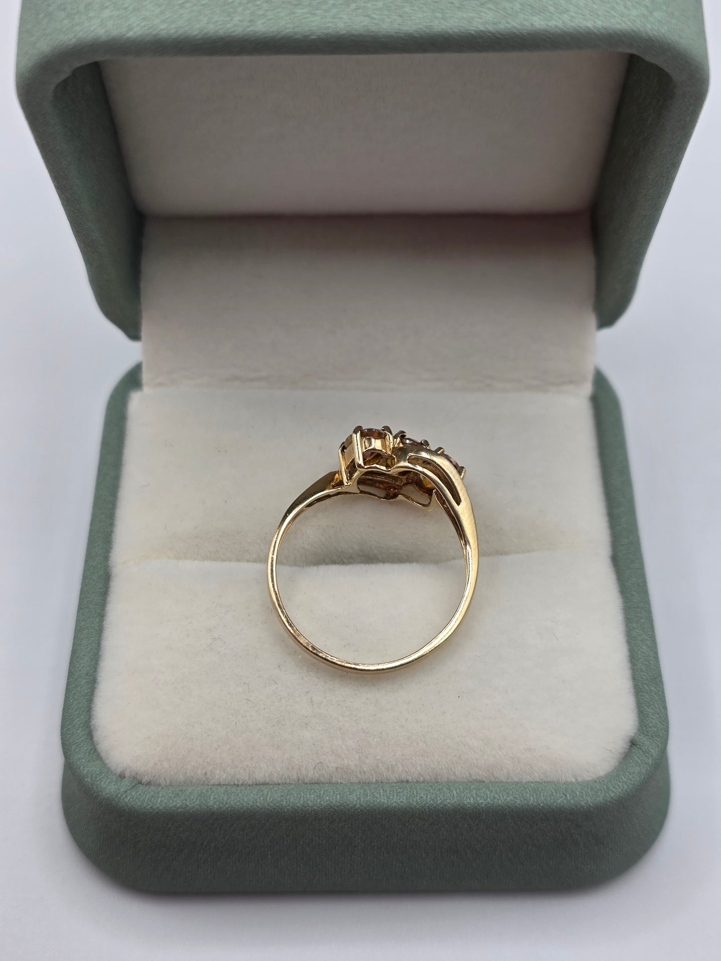 9ct gold topaz and diamond ring