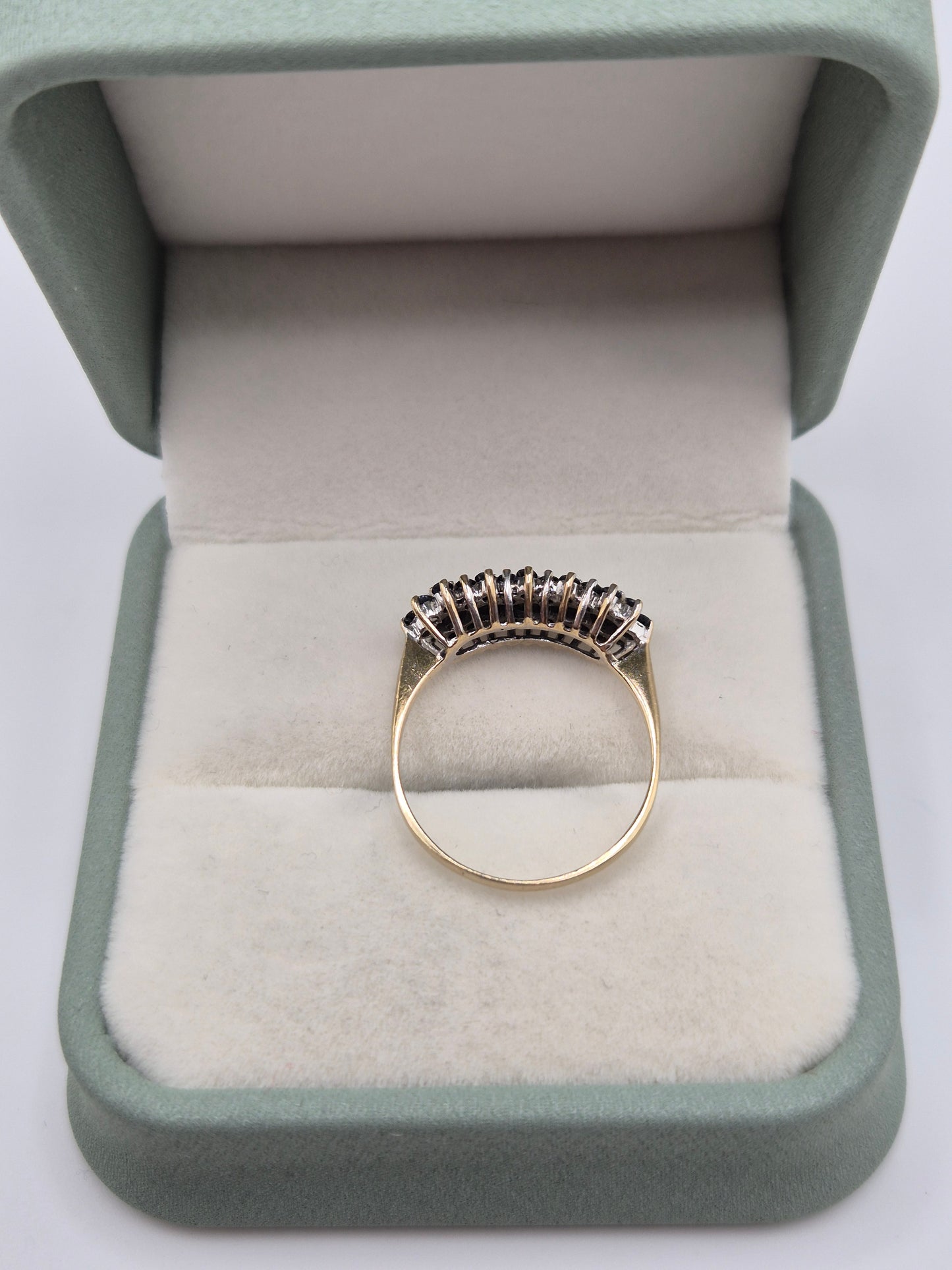 9ct gold sapphire and diamond ring