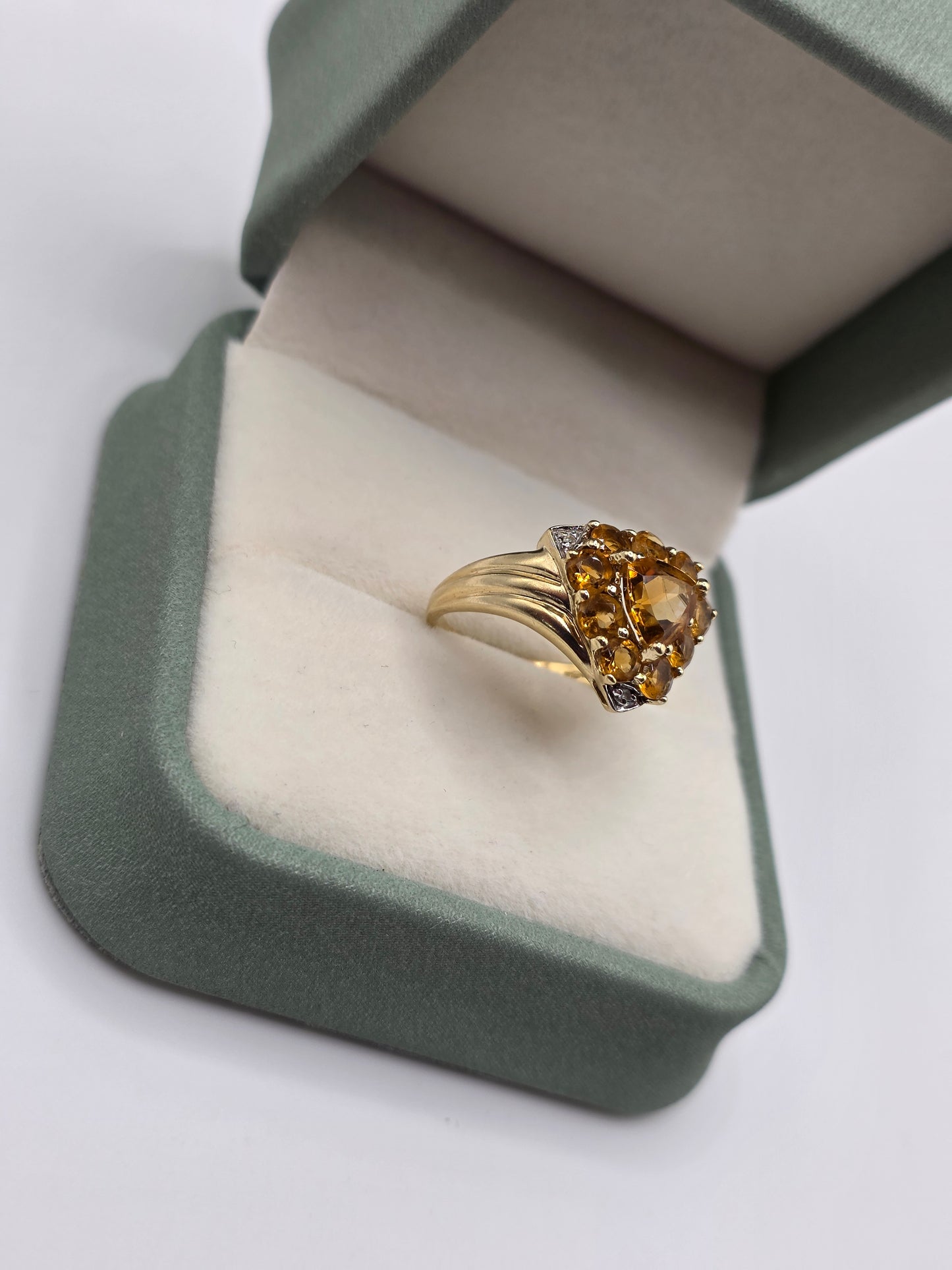 9ct gold citrine and diamond ring