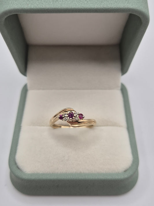 9ct gold ruby and diamond ring