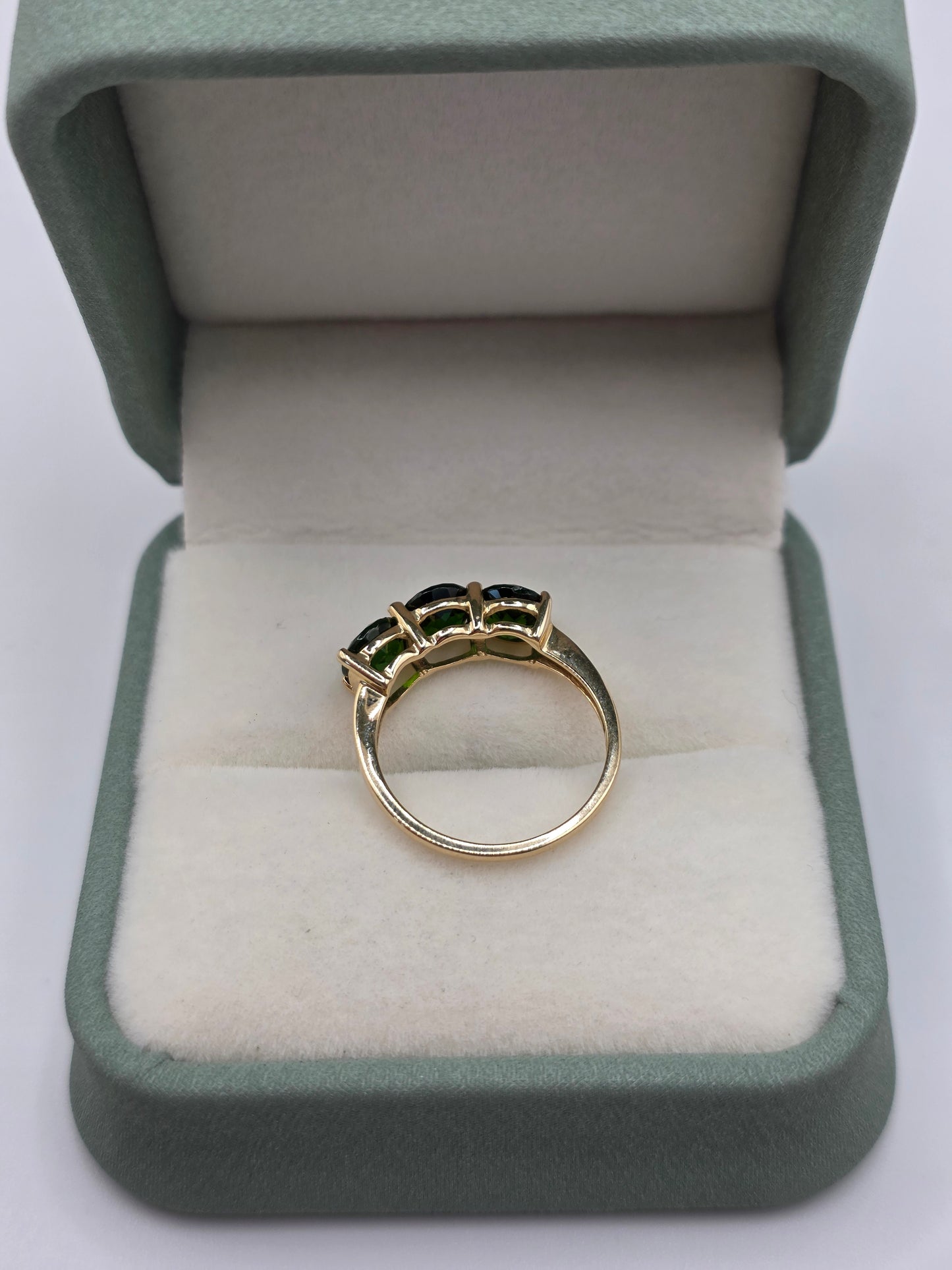 9ct gold diopside ring