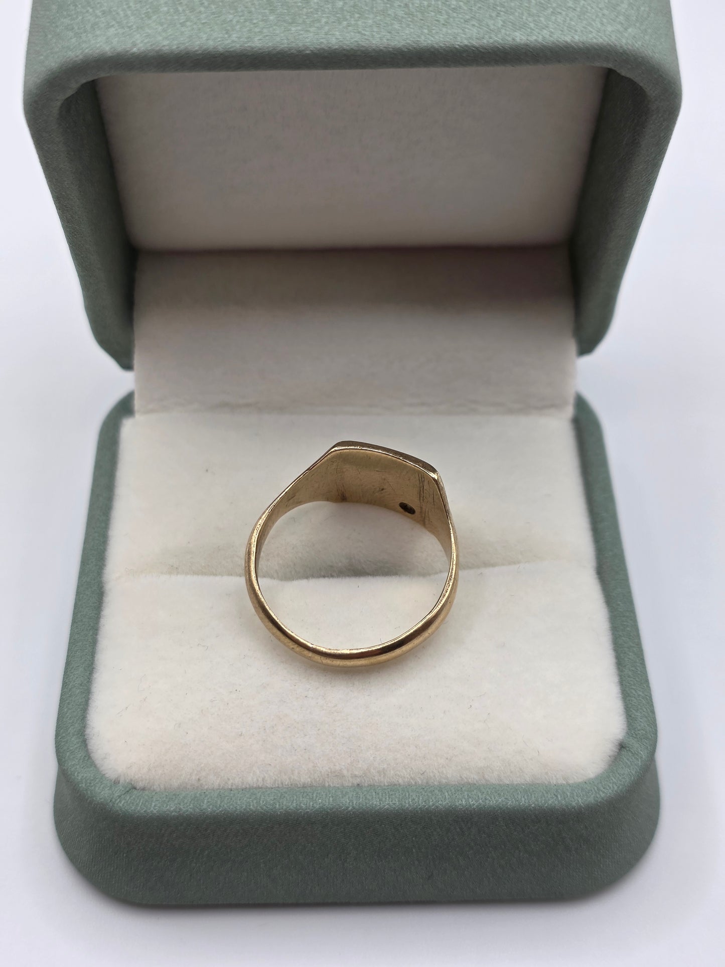 Vintage 9ct gold diamond signet ring