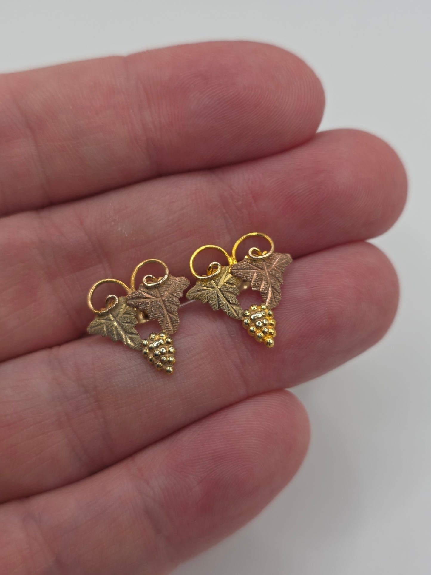 9ct two tone gold grape vine earrings