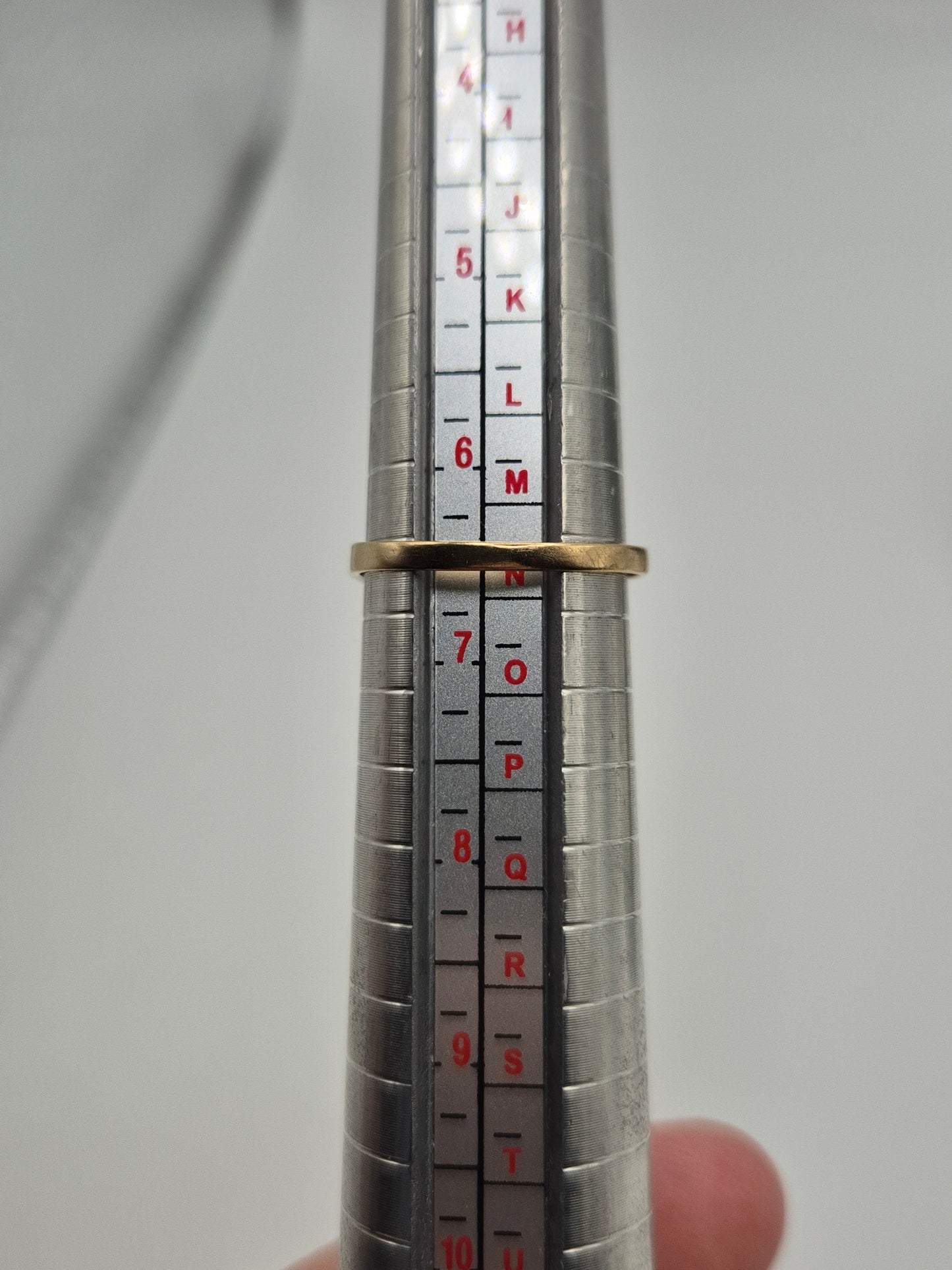 9ct gold heart wishbone ring