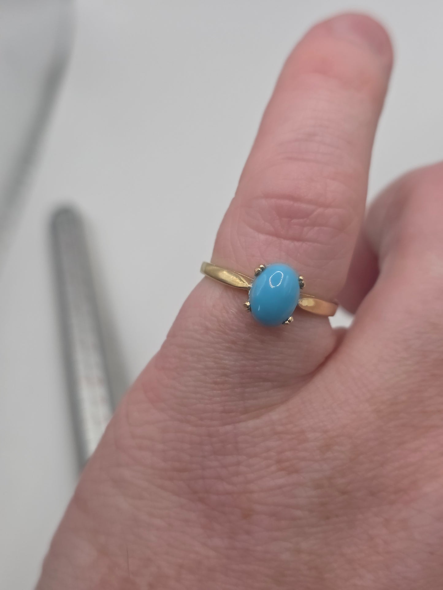 9ct gold turquoise ring