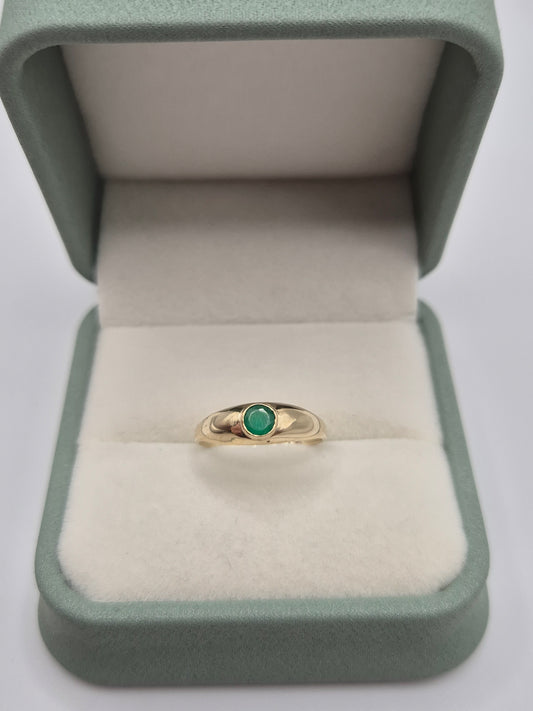 9ct gold emerald gypsy ring